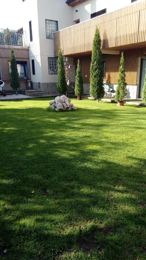 Отель Casa Borgo Брашов Экстерьер фото